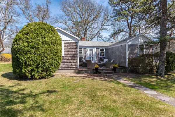 7 Hudson Lane, West Harwich, MA 02671