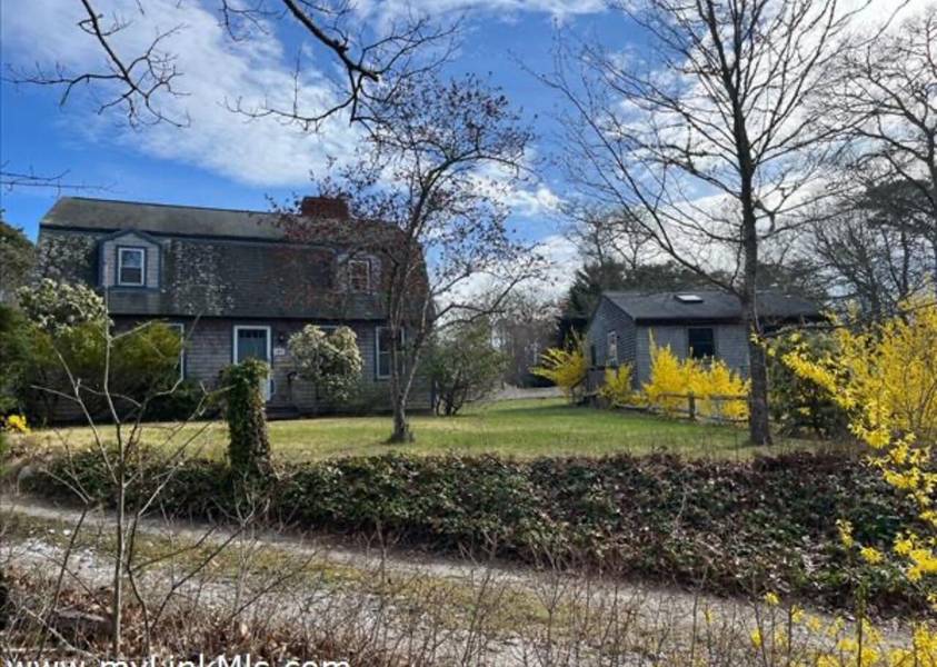 189 Winyah Lane Lane, Tisbury, MA 02568