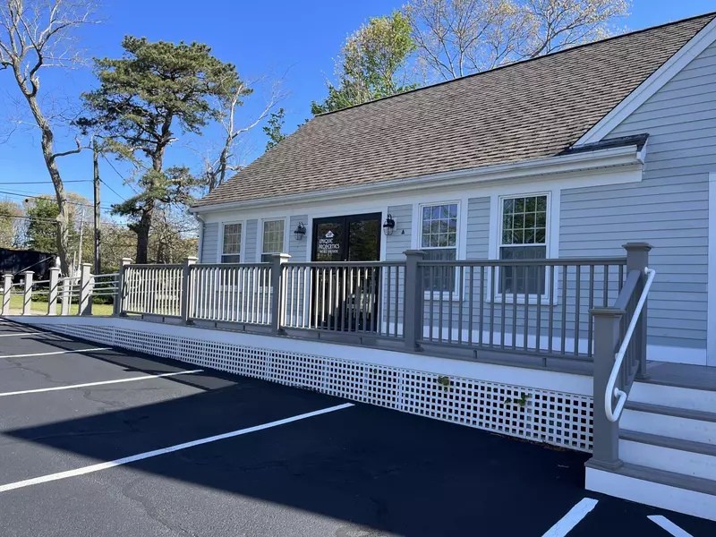 939 Route 6A Highway #A, Yarmouth Port, MA 02675