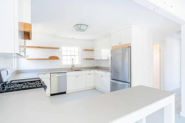 4 Marble Way, Nantucket, MA 02554