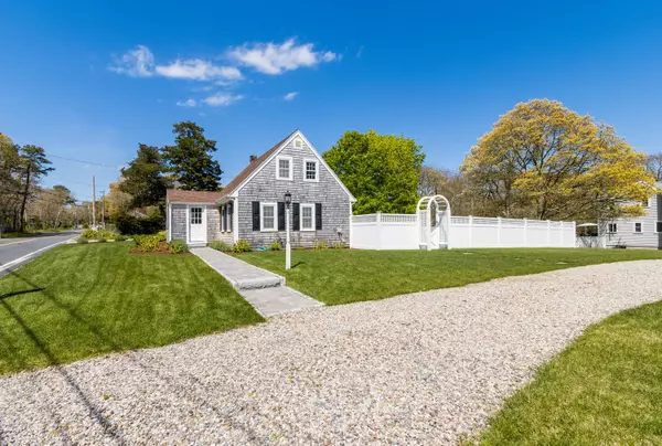 Centerville, MA 02632,134 Strawberry Hill Road