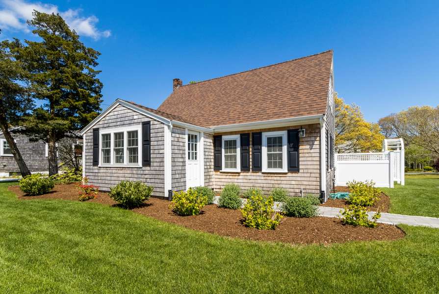 134 Strawberry Hill Road, Centerville, MA 02632