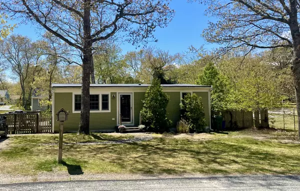 21 Butler Avenue, West Yarmouth, MA 02673