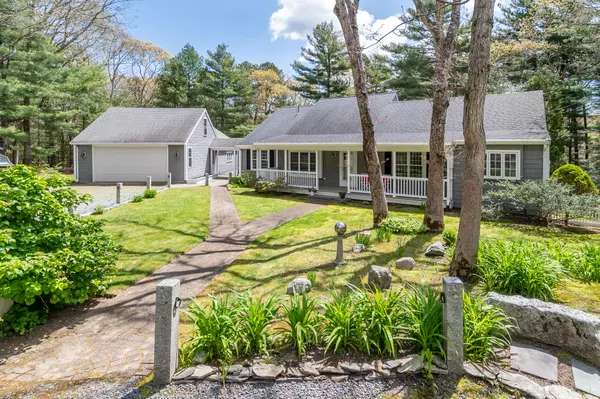 450 Santuit-Newtown Road, Marstons Mills, MA 02648