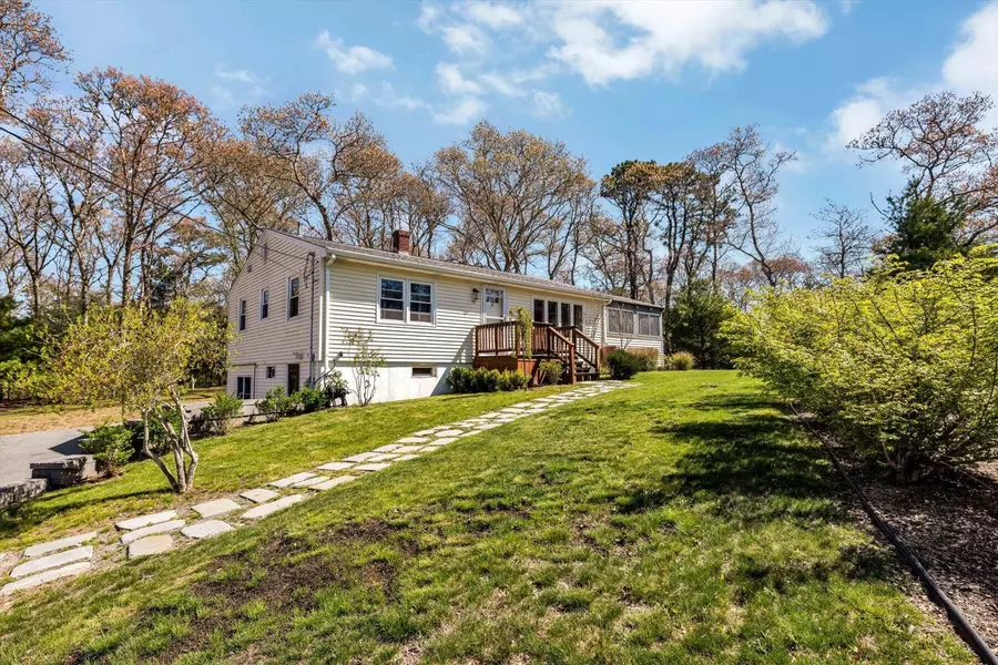 79 Clay Pond Road, Monument Beach, MA 02553