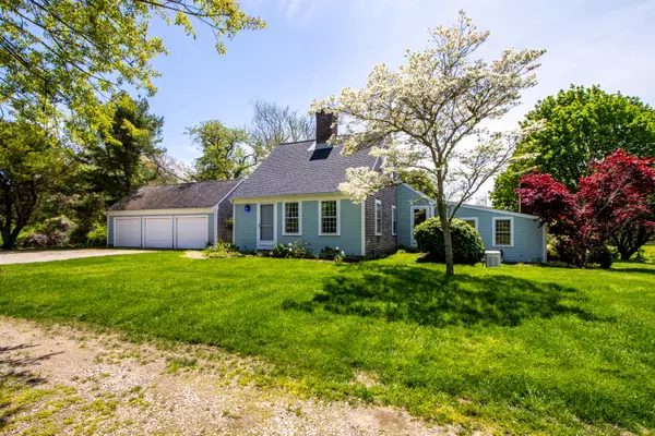 39 Setter Way, Cummaquid, MA 02630