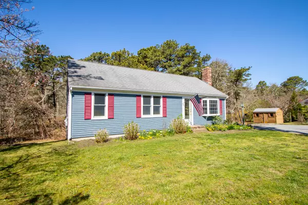 South Chatham, MA 02659,253 Meetinghouse Road