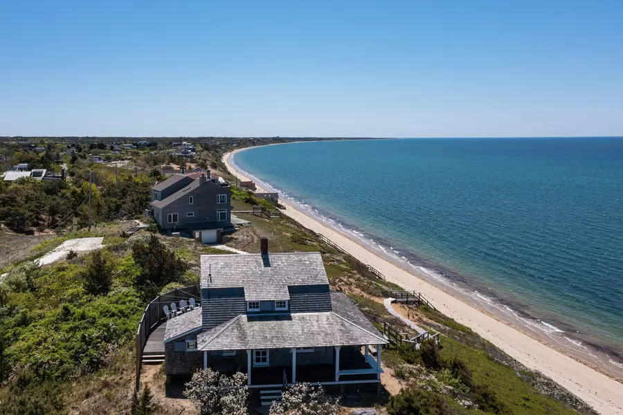 8 Pilgrims Path, Truro, MA 02666