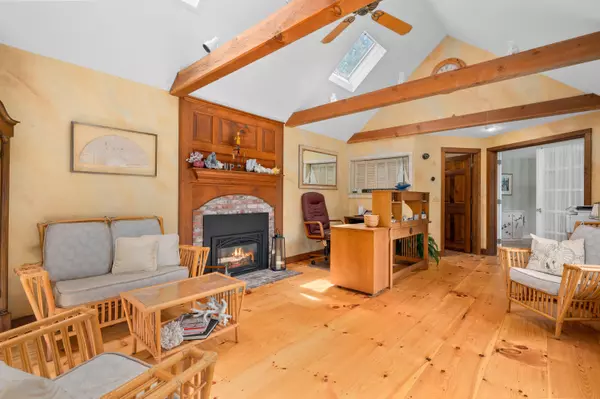 South Dennis, MA 02660,69 Mayfair Road