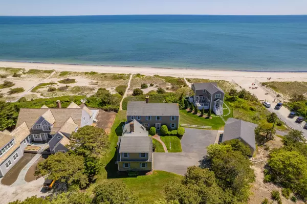 7 Dunes Road, Harwich Port, MA 02646