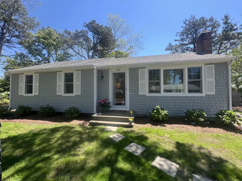 44 Polly Fisk Lane, Dennis Port, MA 02639