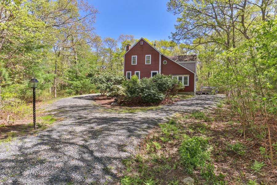 4 Robin Road, Sandwich, MA 02563