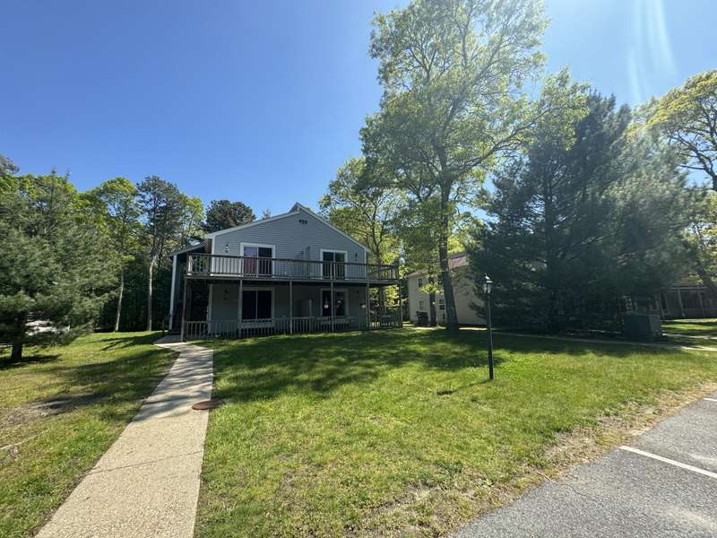 70 Cape Drive #15D, Mashpee, MA 02649