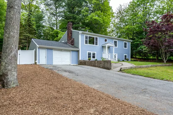 67 Autumn Drive, Centerville, MA 02632