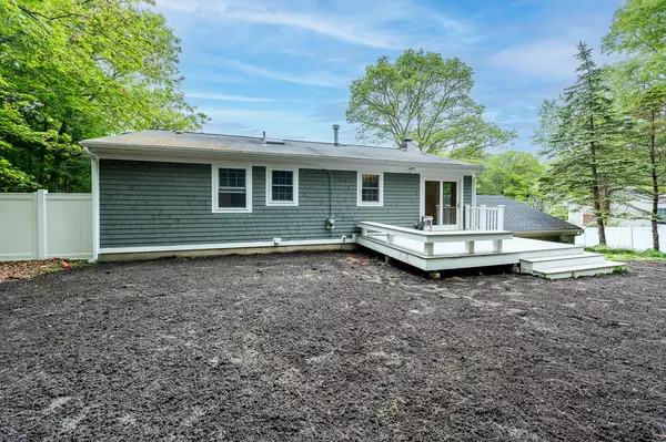 Centerville, MA 02632,67 Autumn Drive