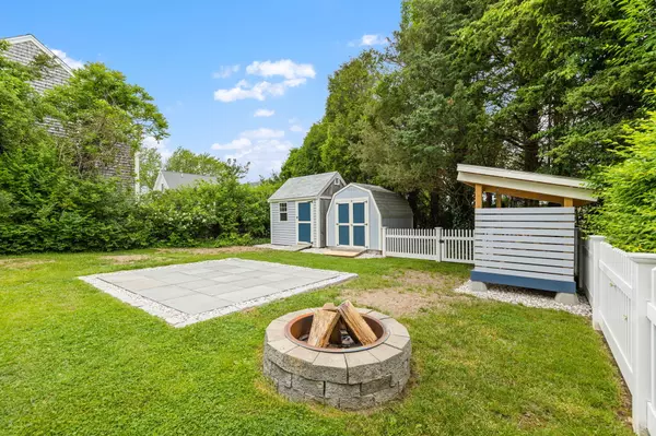 Sandwich, MA 02563,51 Dillingham Avenue