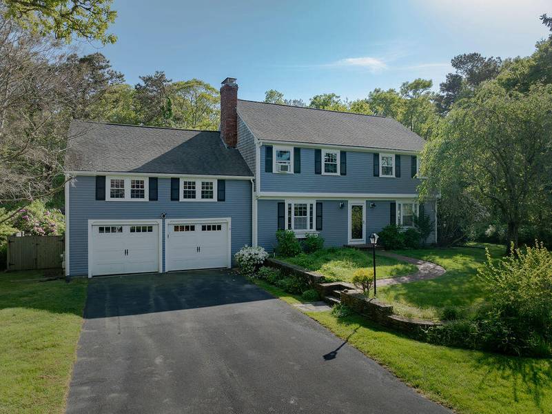 23 Gaslight Drive, Yarmouth Port, MA 02675