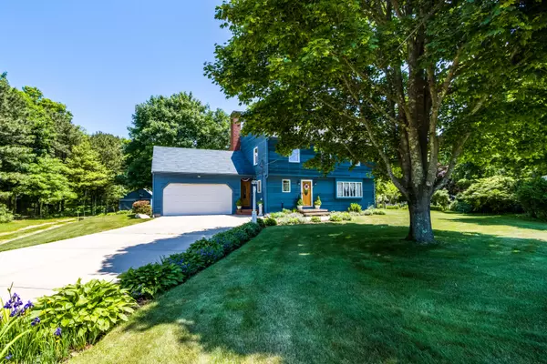 211 Trotting Park Road, East Falmouth, MA 02536