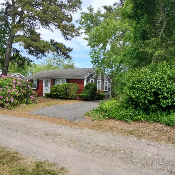 36 Holiday Lane, Dennis Port, MA 02639