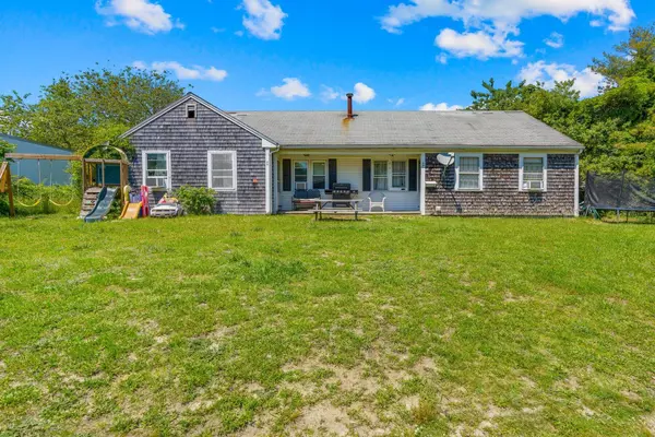 40 Nautical Road #40-44, Hyannis, MA 02601