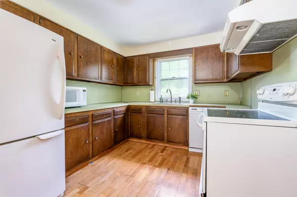 South Yarmouth, MA 02664,48 Great Western Road