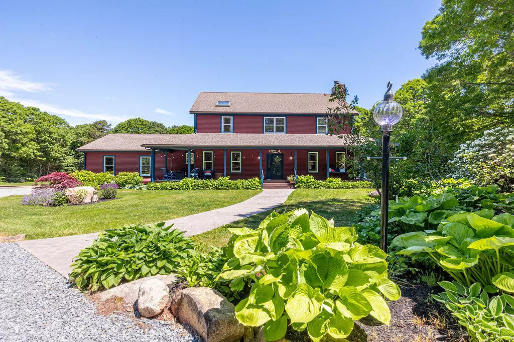 North Falmouth, MA 02556,29 Longview Road