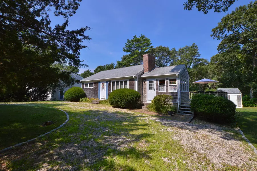 15 Beachway Road, East Sandwich, MA 02537