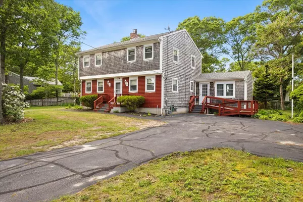 Pocasset, MA 02559,174 Barlows Landing Road