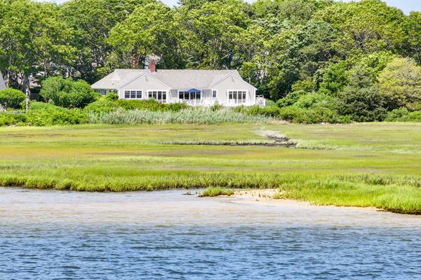 28 Bayview Road, Osterville, MA 02655