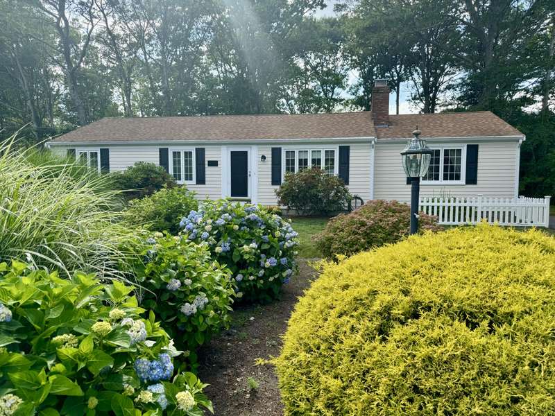 173 Nottingham Drive, Centerville, MA 02632