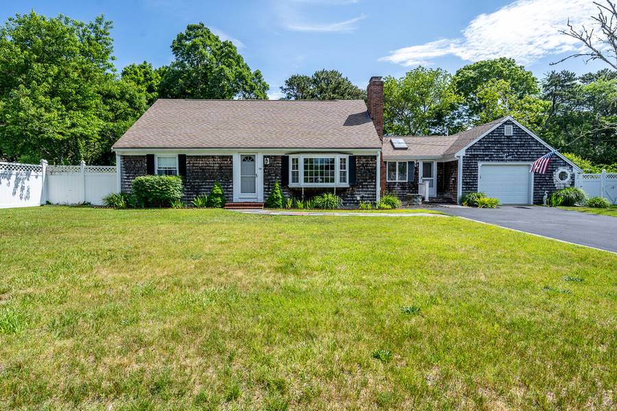 28 Vinebrook Road, South Yarmouth, MA 02664