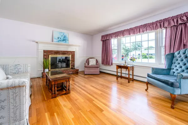 South Yarmouth, MA 02664,28 Vinebrook Road