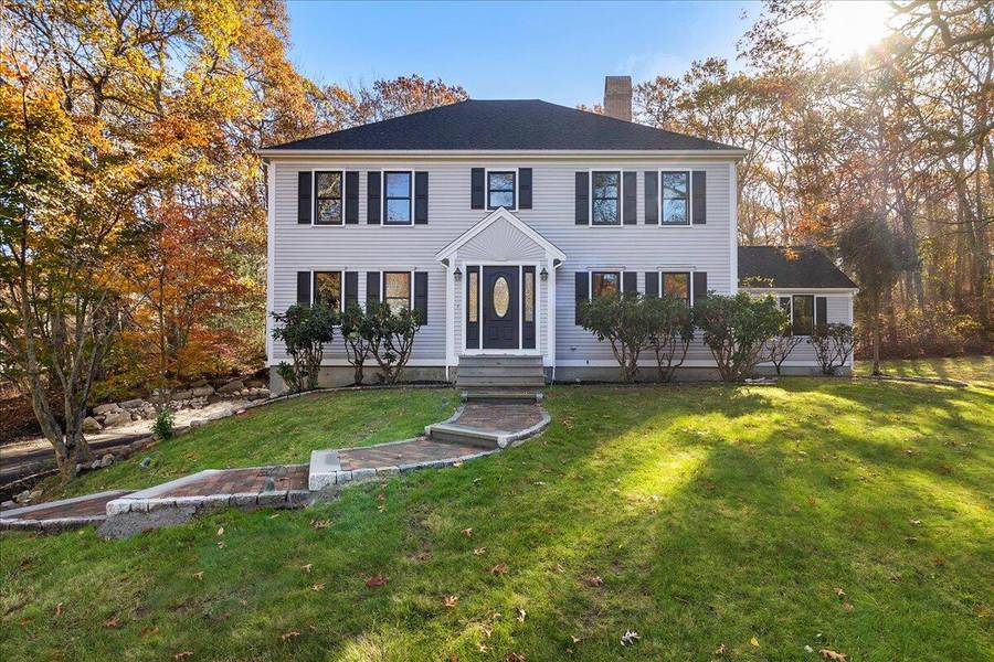 29 Fish House Road, East Sandwich, MA 02537