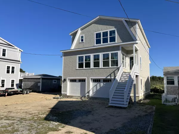 North Falmouth, MA 02556,117 Silver Beach Avenue