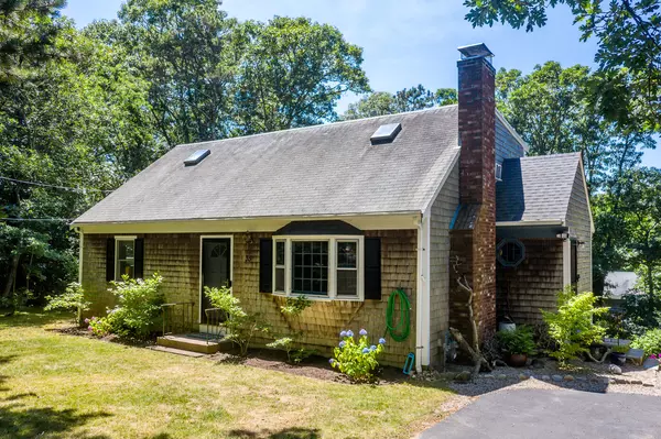 35 Lakewood Drive, Harwich, MA 02645