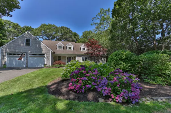 35 Angus Way, Centerville, MA 02632