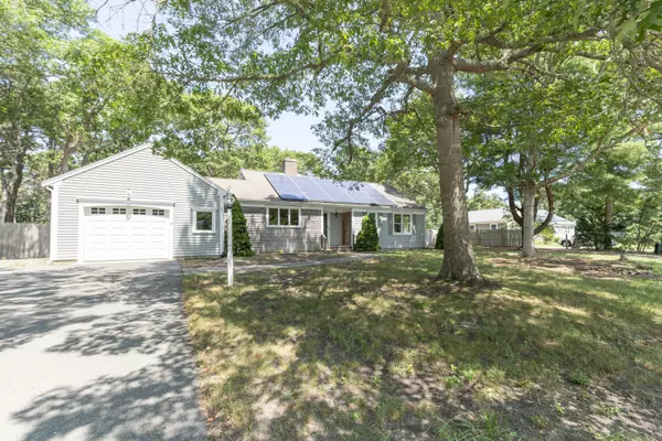 170 Beacon Street, South Yarmouth, MA 02664