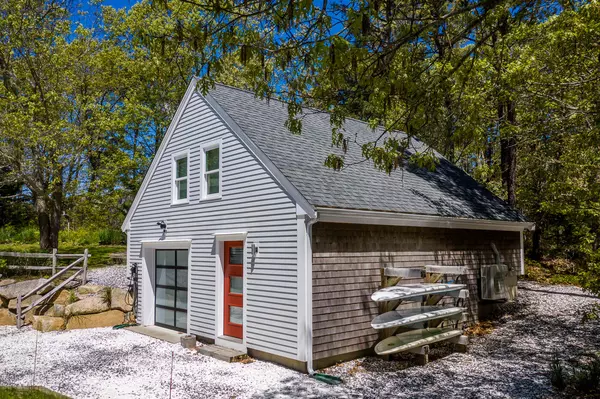 Wellfleet, MA 02667,19 Spring Valley Road