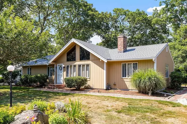 55 Birch Lane, North Falmouth, MA 02556