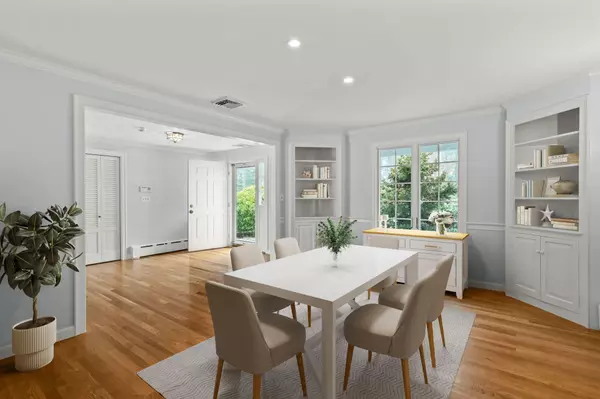 Osterville, MA 02655,162 Starboard Lane