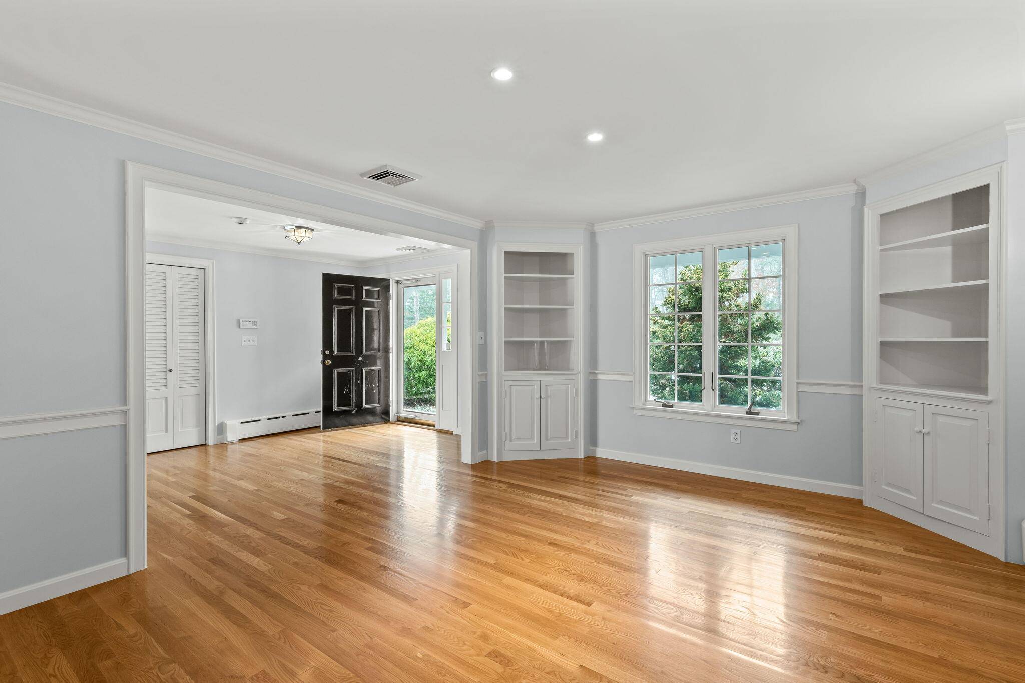 Osterville, MA 02655,162 Starboard Lane