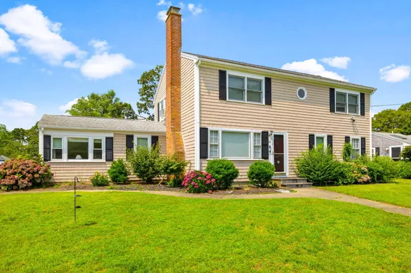 69 CROWES PURCHASE, West Yarmouth, MA 02673