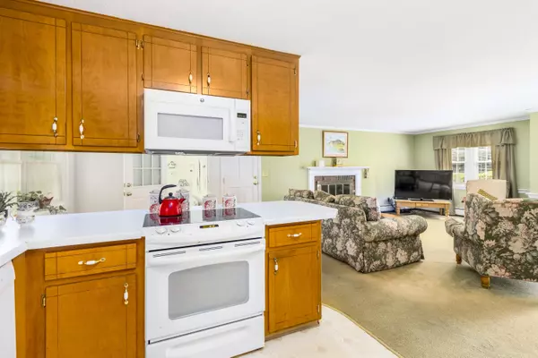 Centerville, MA 02632,113 Ansel Howland Road