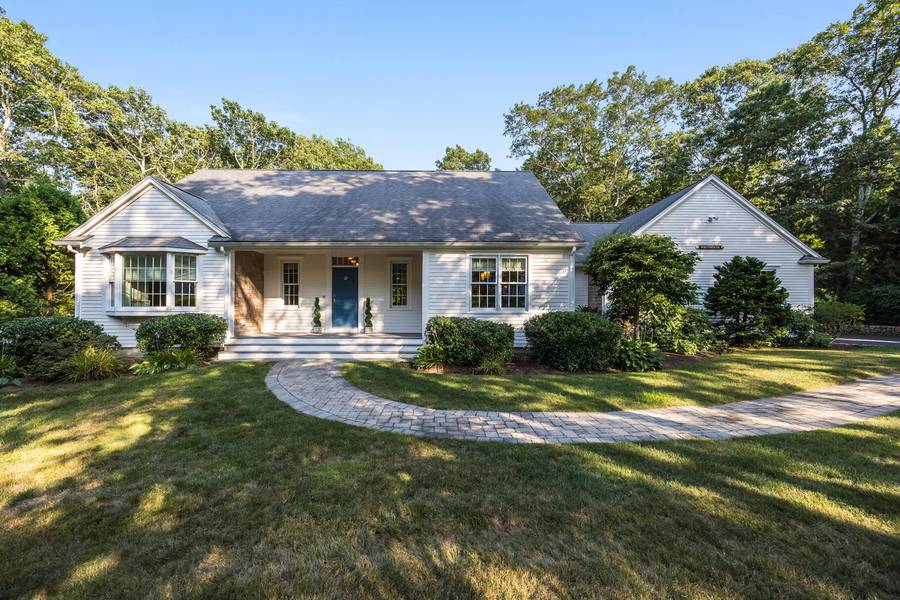 9 Oak Hill Park, East Sandwich, MA 02537