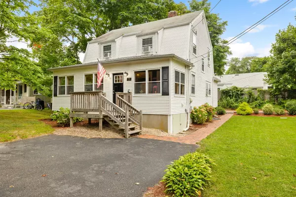 25 Bay View Avenue, Monument Beach, MA 02553