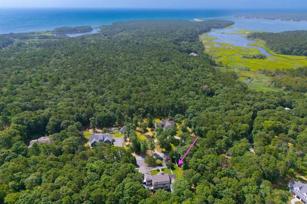 Cotuit, MA 02635,329 Waquoit Road