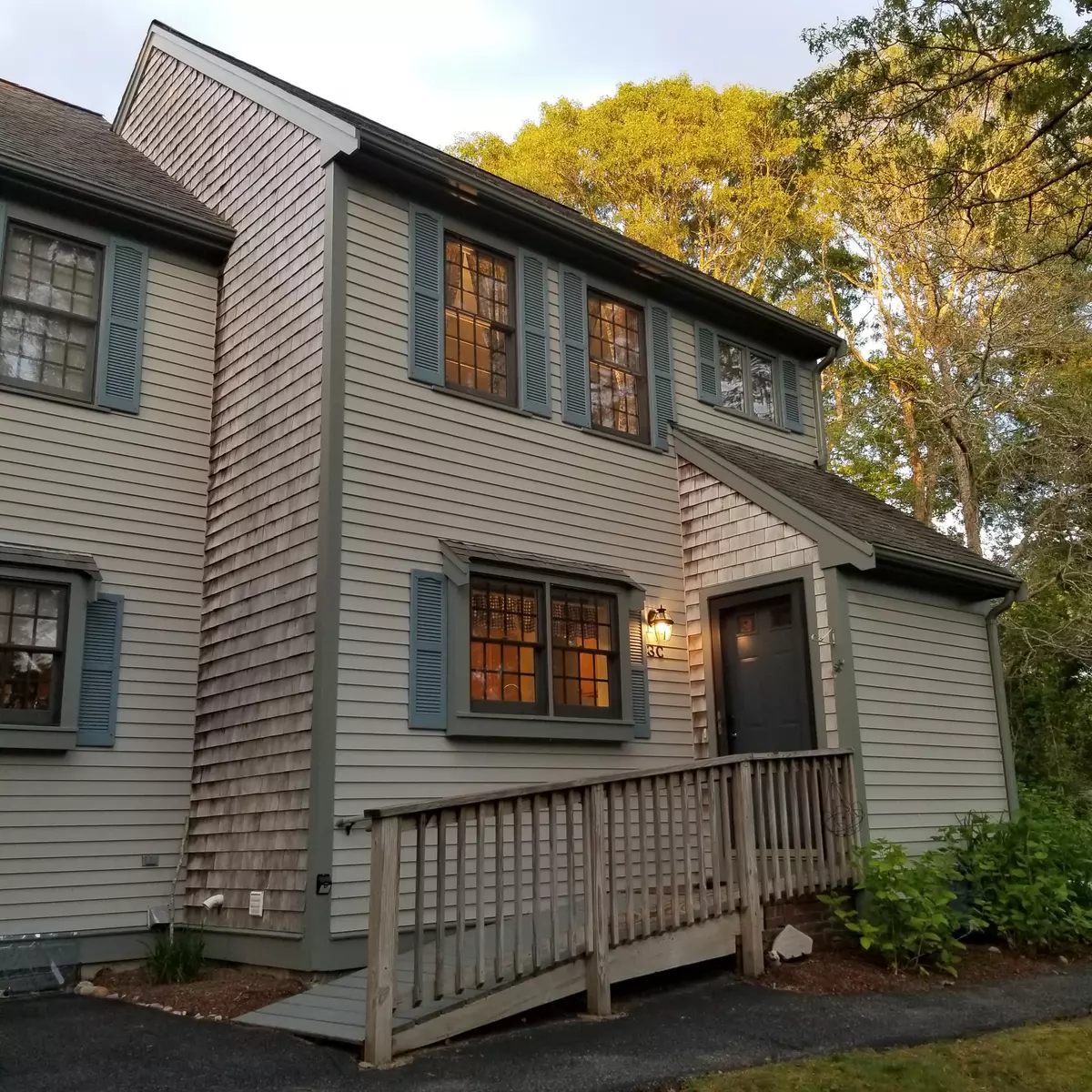 Mashpee, MA 02649,35 Santuit Pond Way #3C