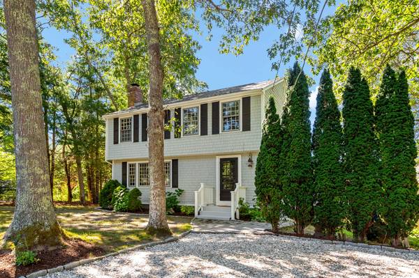 North Falmouth, MA 02556,38 Highland Avenue