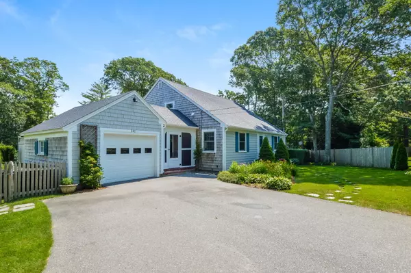 Centerville, MA 02632,141 Pond View Drive