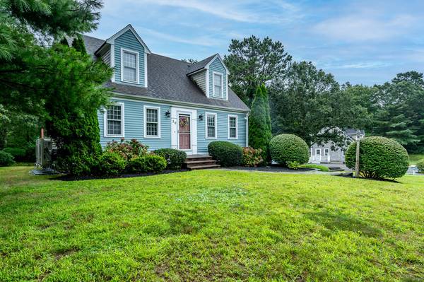 30 Deseret Drive, Buzzards Bay, MA 02532